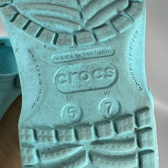 Crocs Women's Classic Clog Blue Size M5 W7 - Picture 7 of 7